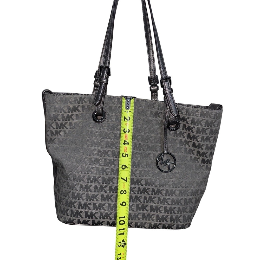 Michael Kors Women's Jet Set Tote Bag - Picture 10 of 16